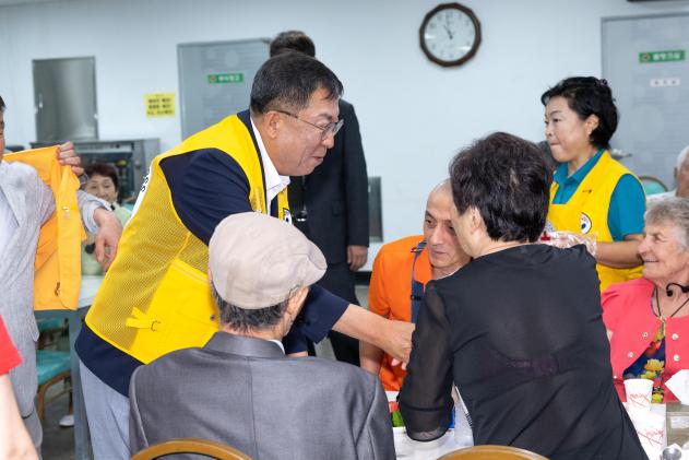 사할린 어르신 삼계탕 나눔행사 의 사진