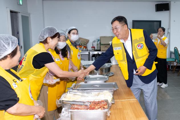 사할린 어르신 삼계탕 나눔행사 의 사진