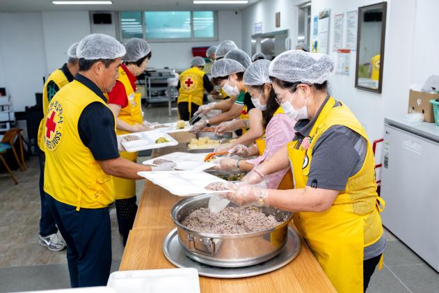 사할린 어르신 삼계탕 나눔행사 의 사진