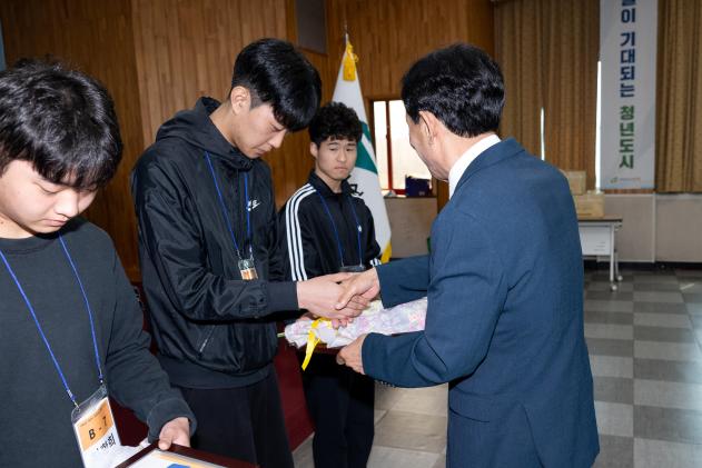 귀뚜라미 문화재단 장학증서 수여식 의 사진